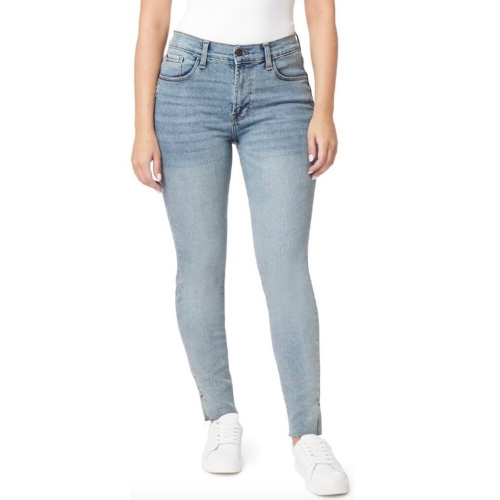 Kenzie | 29 size 8 | Light Blue Women's Skinny Jeans raw split hem